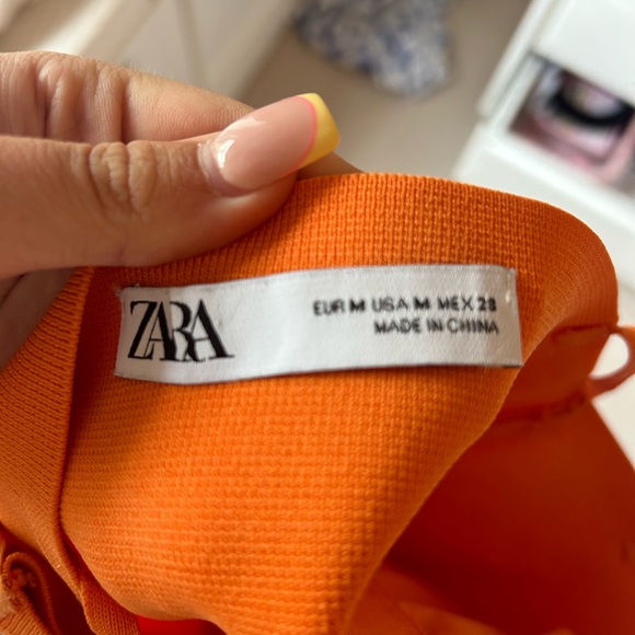 Zara Cropped Orange Dainty Top With Tie-able Bow in the Back - Picture 2 of 3